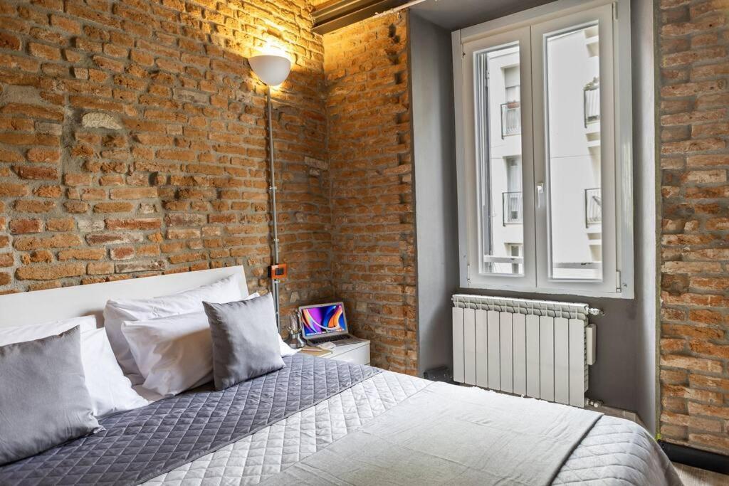 Canonica Brick Apartment Мілан Екстер'єр фото