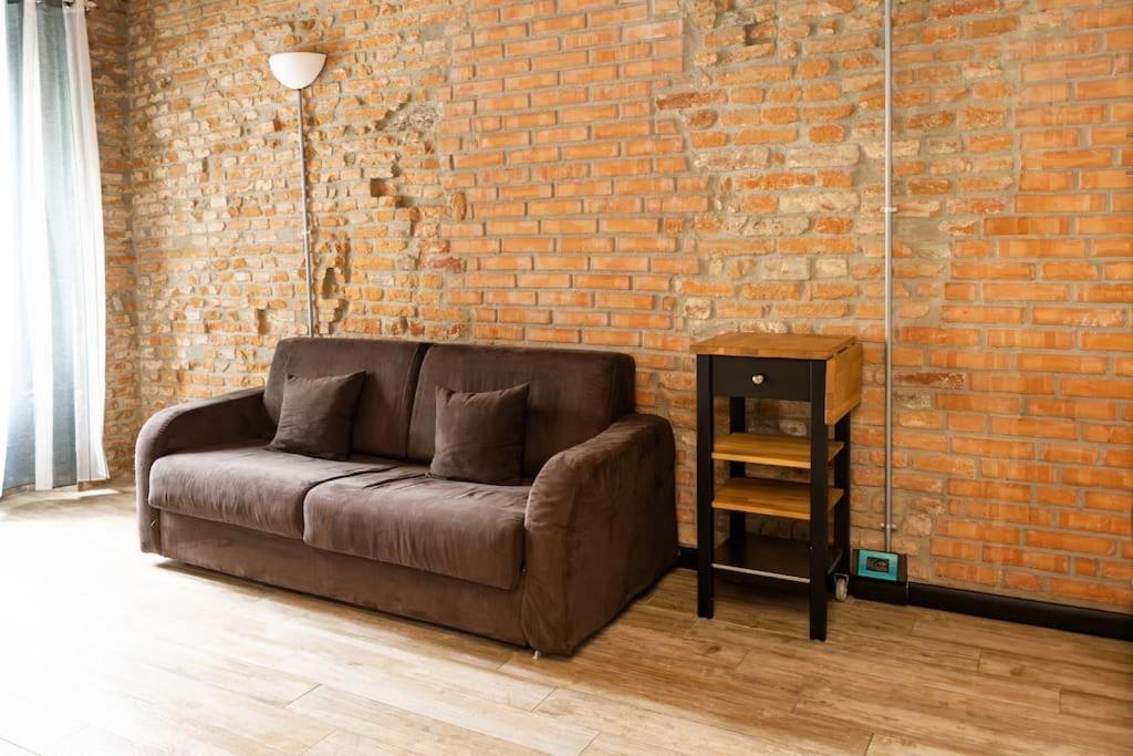 Canonica Brick Apartment Мілан Екстер'єр фото